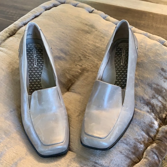 Hush Puppies shoes - Picture 2 of 4